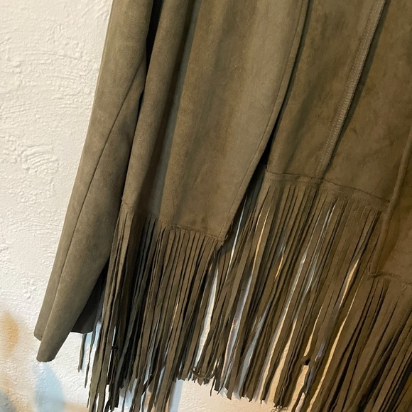 Flying Tomatoe Western olive green jacket with fringe - Picture 2 of 4